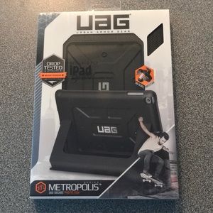 NWT! UAG Urban Armor Gear iPad Case